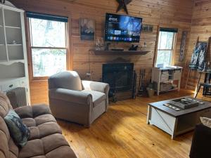 Ducks Nest Retreat- Close to Ocoee river