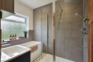 Spacious 3BR Central Pets Welcome