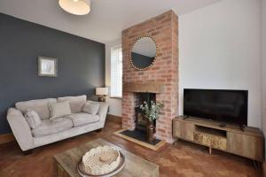 Spacious 3BR Central Pets Welcome