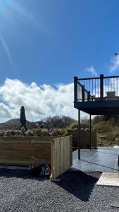 Westcove view three bedroom luxury house with hot tub