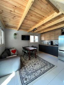 Domek nad jeziorem Lubkowo 1