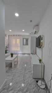 Your home in Alicante near Postiguet Beach!