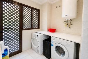 Marbella Dunas de Cabopino - 2BR Apartment with private garden, swimingpool and parking