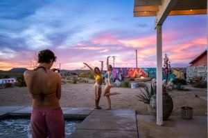 Bling Shack - Pool Spa Views Karaoke Theater