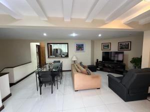 Barra da Tijuca cobertura 3 quartos em frente à praia