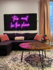 The Glow and Gather Suite, Downtown, AC, Unit 402