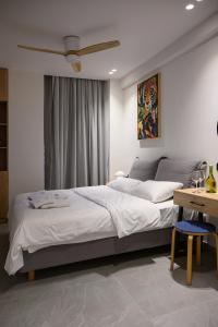 Q Luxury rooms Mandarin garden Perea
