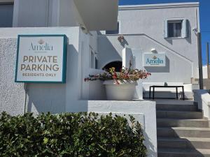 Amelia Deluxe Rooms