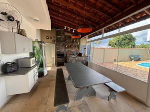 Casa de Brotas com Piscina