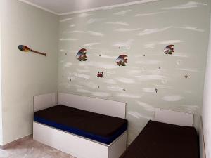 loft calmo p família, piscina e perto da praia