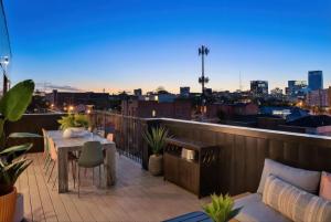 Bright Side - Penthouse & Rooftop Deck - Downtown Views