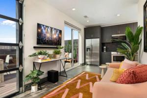 Bright Side - Penthouse & Rooftop Deck - Downtown Views