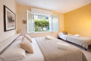 Al Mare residence