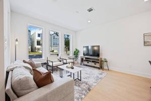 Lone Star Landing 3BR 2BA • Near NRG Stadium! - Holiday Home