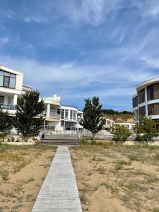 Коттедж Золотой Бугаз Грибовка