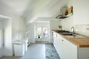 Elegante Attico Fronte Lago - Casa Barozzi
