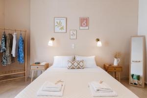 Alemar Collective Lime studio by the sea