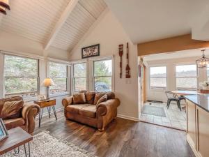 Fab Lakeview Lake Access Dock Slip Hot Tub