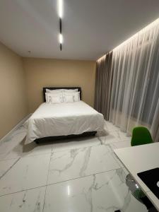 KNIGHT Villa