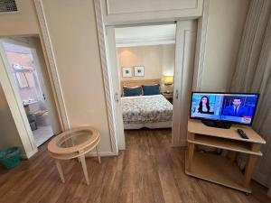 Hotel Pamplona Paulista Jardins cozinha garagem grátis ótima localização 2806