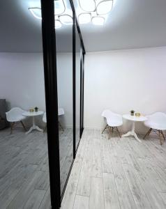 Стильні апартаменти з 2 спальнями біля моря, Каманіна