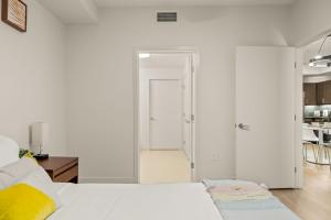 Playa Vista 1 BR w Work Setup by Anyplace - 11670