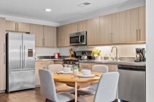 Playa Vista 1 BR w Work Setup by Anyplace - 11674