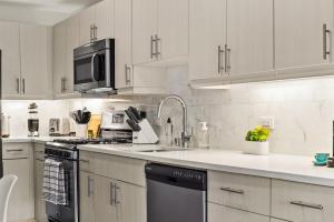 Playa Vista 1 BR w Work Setup by Anyplace - 11671