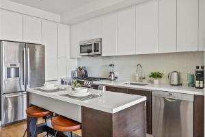 Beverly Grove 1 BR w Work Setup by Anyplace - 11759