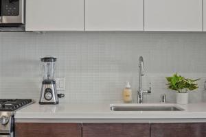 Beverly Grove 1 BR w Work Setup by Anyplace - 11759