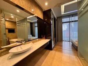 Dorsett Grand Suites Bukit Bintang