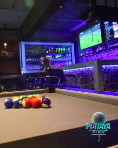 Puttaya Glow