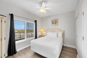 Gulf-Front Condo! Pools! Balcony! Beach Access