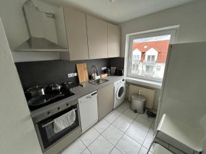 For workers in Kötz, Günzburg, A8, Appartment with 4 beds, Garage
