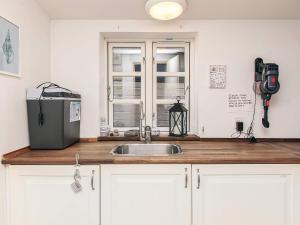 6 person holiday home in Humble-By Traum