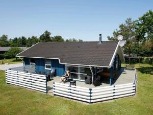 8 person holiday home in Hals-By Traum