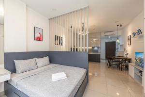 Stylist Studio Sunrise city view 21