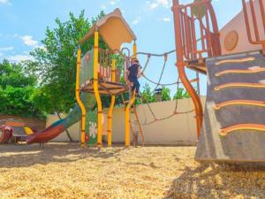 Mobil home, animaux admis, clim - 6 pers. - API-1-52-2195