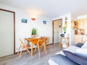 Appartement 4 pers. proche pistes de ski avec vue - FR-1-296-531