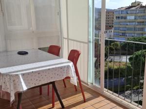 Bonito apartamento en Santa Margarida - 5 pers. - ES-228-213
