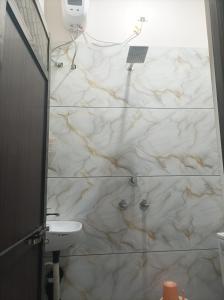 आदिनाथ गेस्ट हाउस