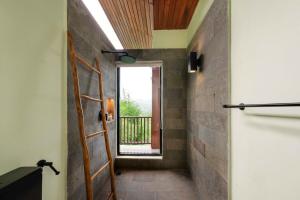 1BR Villa with Rice Field & Mountain Views Sidemen