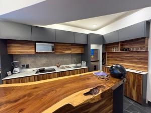 Luxury Beachfront Apartment in Costa Azul