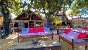 Sunset Moyo Bungalows