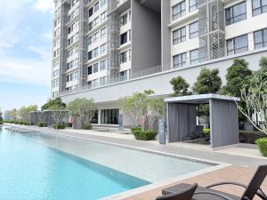 Cozy Luxury Couple Suite at Tropicana Metropark
