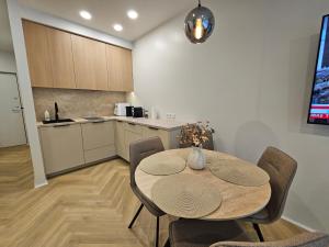 Sea Breeze Apartment