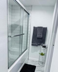 Larchmont studio apartment