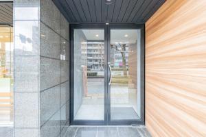 Comfortable sleep in a large bedroom, 1 LDK, 2 beds, Unit 305