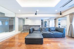 Comfortable sleep in a large bedroom, 1 LDK, 2 beds, Unit 305