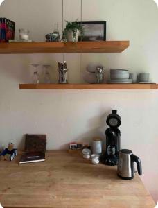 Souterrain Appartment, eigene Dusche u WC